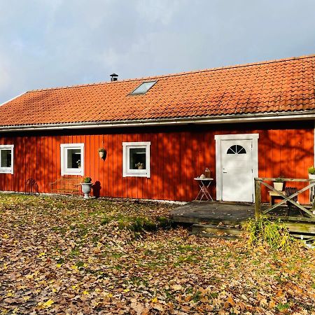 Bed and Breakfast Ruth & Iris Farmhouse Nässjö Exterior foto